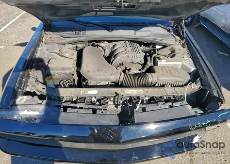 2013 Dodge Challenger Sxt z USA, uszkodzony, nr VIN 2C3CDYAG6DH525047